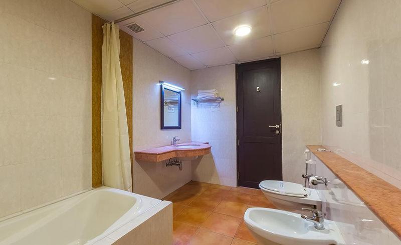 Hotel Geethu International Kovalam Esterno foto