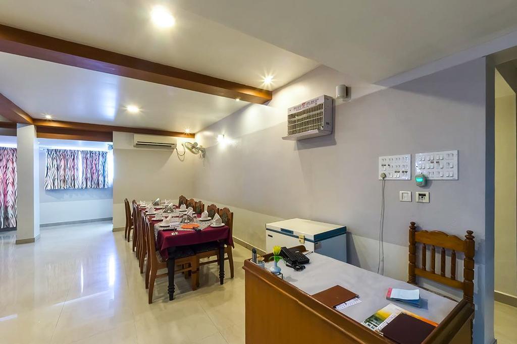Hotel Geethu International Kovalam Esterno foto
