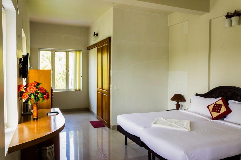 Hotel Geethu International Kovalam Esterno foto