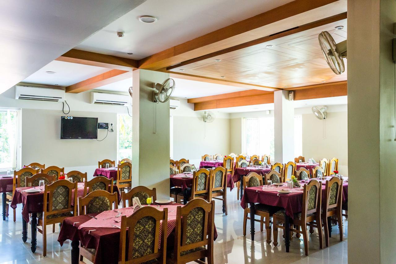 Hotel Geethu International Kovalam Esterno foto